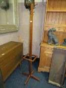 A MID CENTURY HAT / COAT STAND