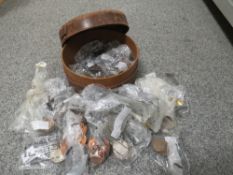 A LEATHER COLLAR BOX CONTAINING A COLLECTION OF BRITISH COINS TOGETHER WITH CASED EXAMPLES