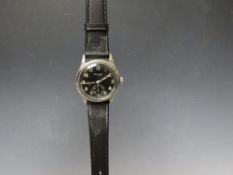 A WORLD WAR II HELVETIA PILOTS WRISTWATCH, Dia. 3 cm