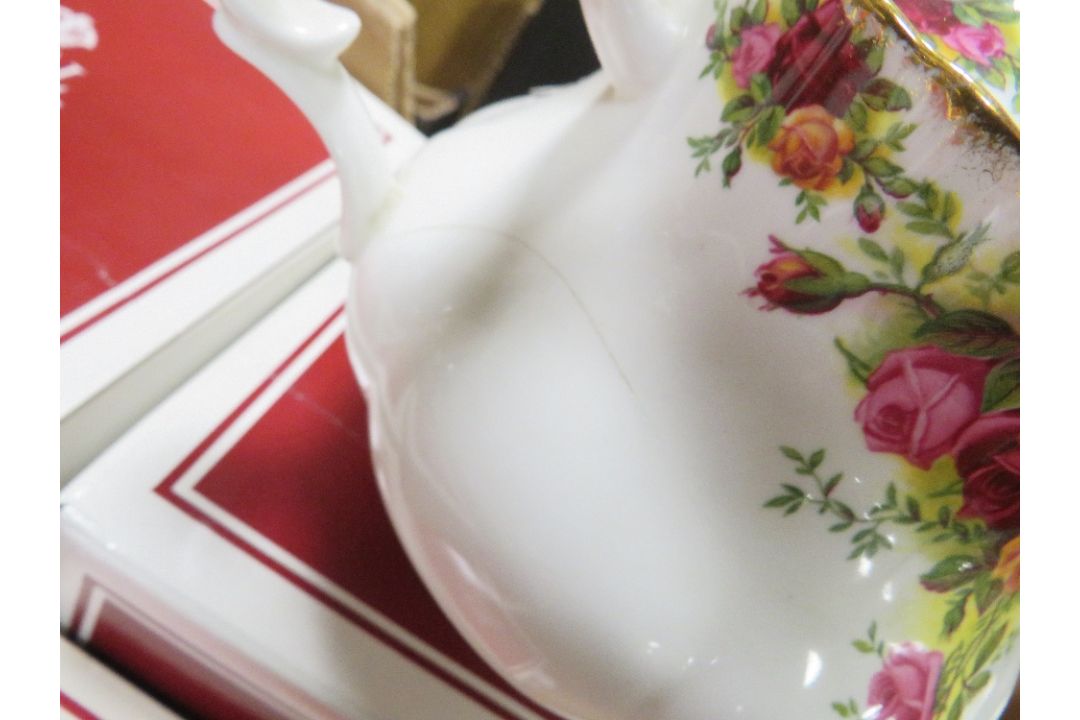 TWO BOXES OF ROYAL ALBERT - Image 5 of 6