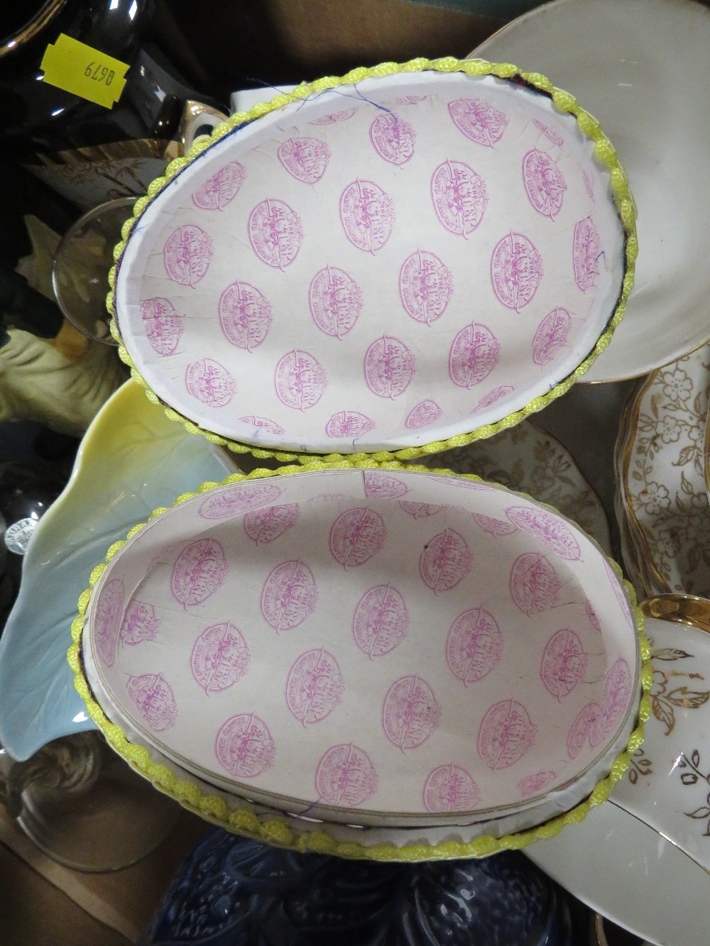 FOUR TRAYS OF ASSORTED CERAMICS ETC TO INCLUDE COALPORT - Image 9 of 9