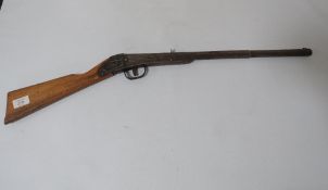 A VINTAGE SMALL DAISY NUMBER 100 MODEL 38? SINGLE SHOT AIR RIFLE PLYMOUTH MICHIGAN USA, US PAT NO
