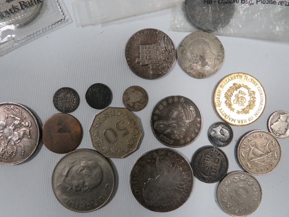 A COLLECTION OF BRITISH AND WORLD COINS , TO INCLUDE A US 1830 HALF DOLLAR. MEXICO 1798, 8 REALES QV - Image 2 of 2