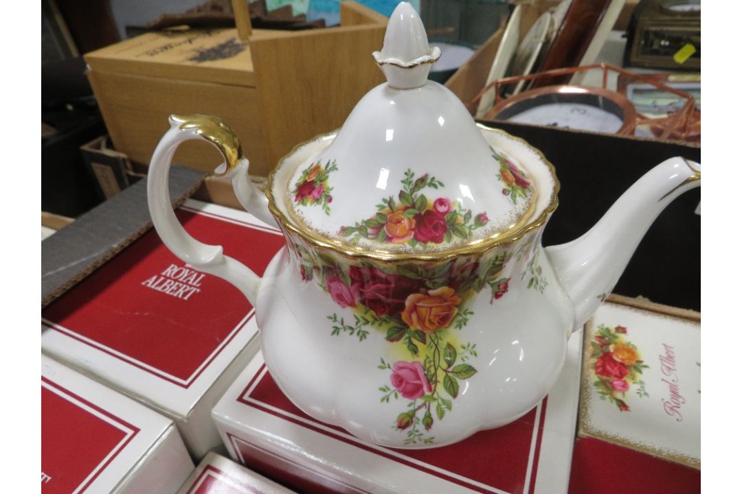 TWO BOXES OF ROYAL ALBERT - Image 4 of 6