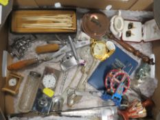 SMALL TRAY OF COLLECTABLE'S TO INCLUDE RAF CLOCK, TIN PLATE FERRIS WHEEL, £5 COINS, CANDLE SNUFFER