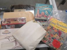 A COLLECTION OF STAMPS TO INCLUDE TWO SMALL ALBUMS, PRESENTATION PACKS, WORLD STAMPS IN ENVELOPES BY