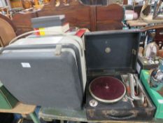 A VINTAGE PHILIPS REEL TO REEL TO WITH A KAYOPHONE RECORD PLAYER A/F