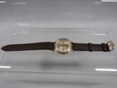 A VINTAGE BULOVA ACCUTRON GENTS WRISTWATCH WITH REAR WINDER