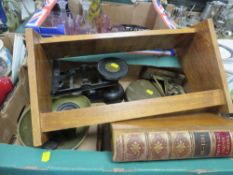 A SMALL TRAY OF ASSORTED METAL WARE TO INCLUDE A WALL MOUNTED ELEPHANT GONG TOGETHER WITH ONE VOLUME