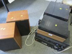 A AMSTRAD MODEL 7000 STEREO CASSETTE DECK TOGETHER WITH A DENYO FM/AM STEREO TUNER, LARGE REEL TO