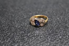 A HALLMARKED 18 CARAT GOLD SAPPHIRE AND DIAMOND RING, approx weight 4.1g, ring size M