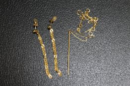 A 375 GOLD CHAIN WITH BAR PENDANT, together with an unusual pair of hallmarked 9 carat gold