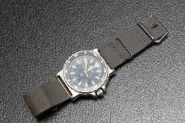 A ROYAL NAVY DIVERS WATCH BY PRECISTA, marked with rear broad arrow 6645-99 75733-14 993/88, Dia 4