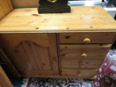 HONEY PINE COMBI CHEST