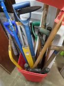 A SELECTION OF GARDEN TOOLS