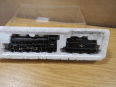 A 00 GAUGE BACHMANN STEAM LOCOMOTIVE WITH TENDER BR 61132 4-6-0-