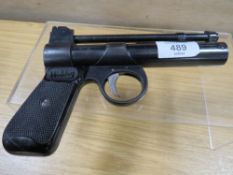 A VINTAGE WEBLEY JUNIOR POINT 177 AIR PISTOL