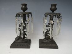 A PAIR OF REGENCY STYLE BRONZE CANDLESTICK LUSTRES, H 24 cm