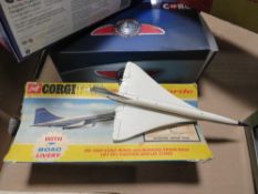 A TRAY OF BOXED DIE CAST VEHICLES, to include Dinky 20 ton lorry mounted crane (box A/F), Dinky