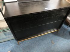 A MODERN BLACK TWO DRAWER CHEST 74 X 100 CM PLUS TWO MODERN CHAIRS