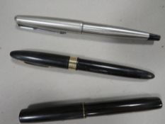 THREE FOUNTAIN PENS COMPRISING A PARKER, WATERMANS PLUS A SHEAFFER WITH A 14 CARAT GOLD NIB