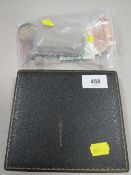 AN ISLE OF MAN CASED PROOF 1980 ONE POUND COIN TOGETHER WITH A COLLECTION OF COINS AND MEDALS TO