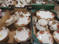 TWO TRAYS OF ROYAL ALBERT OLD COUNTRY ROSES