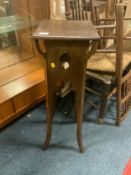 A 20th century oak Gothic style Jardiniaire stand H 86 cm