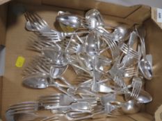 A TRAY OF ASSORTED SILVER PLATED FLATWARE