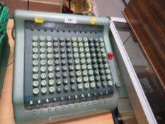 A VINTAGE DUOLECTRIC COMPTOMETER