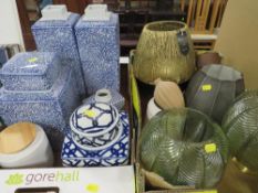 TWO TRAYS OF ASSORTED HOUSEHOLD DECORATIVE ITEMS TO INCLUDE BLUE & WHITE CERAMICS, GLASS VASES ETC