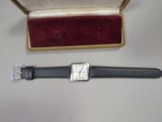 A MENS VINTAGE OMEGA WRISTWATCH