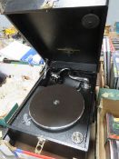 A VINTAGE COLUMBIA RECORD PLAYER