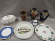 A SELECTION OF ASSORTED CERAMICS TO INCLUDE A SPODE CABINET COLLECTION LIDDED TUREEN