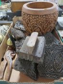 A TRAY OF COLLECTABLES TO INCLUDE AN ASSORTMENT OF SUB CONTINENTAL CARVED WOODEN PRINTING BLOCKS