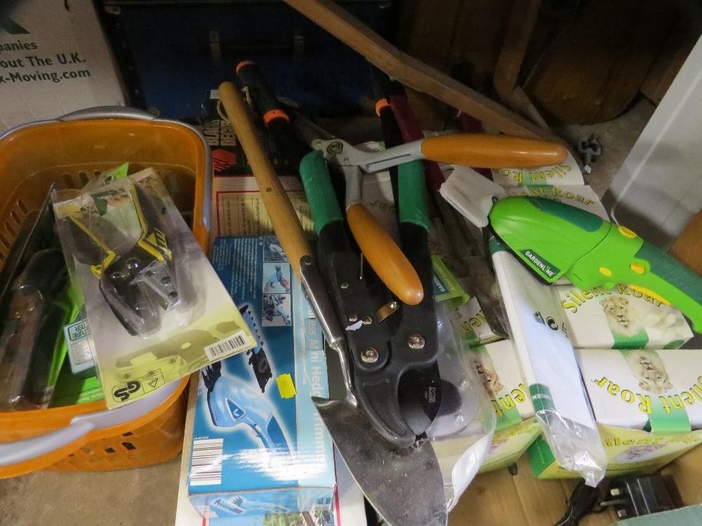 A large selection of garden tools - new & used to include a boxed hedge trimmer - Image 2 of 2