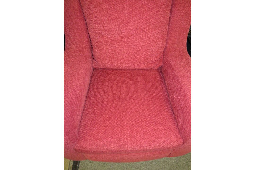 A modern red easy armchair - Image 2 of 4