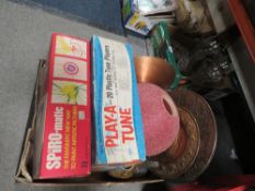 A tray of sundries to include a Spiromatic