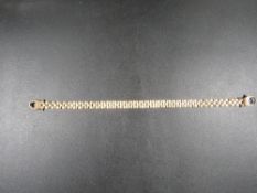 A hallmarked 9 carat gold bracelet approx weight 11.8g