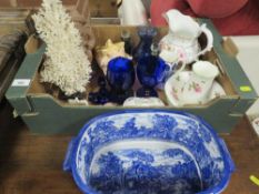 A tray of sundries to include ceramics, glassware, coral and shells