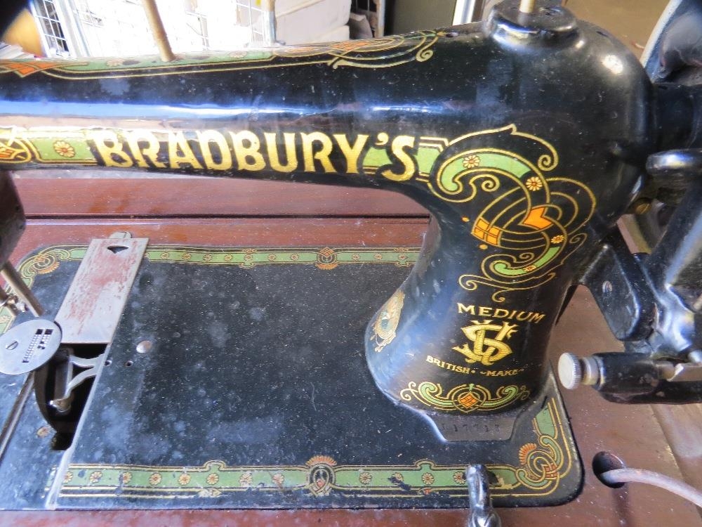 An antique Bradburys sewing machine and cast iron stand - Image 3 of 4