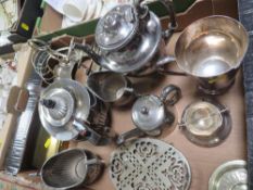 A tray of assorted silver plated ware etc