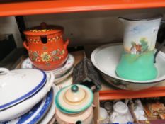 A tray of assorted ceramics together with a hand-painted jug and bowl set