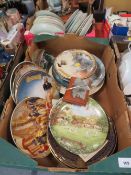 Two trays of mainly navel and aircraft related collectables to include a quantity of assorted