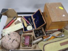 A tray of collectables to include vintage buttons, tub of coins etc