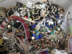 A box of assorted jewellery