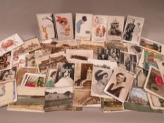 A quantity of vintage postcards