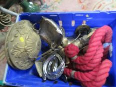 A tray of assorted metal ware to include a ceiling rose together with a rope bannister with brass