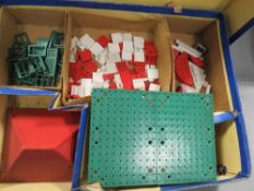 A Bayko box and contents