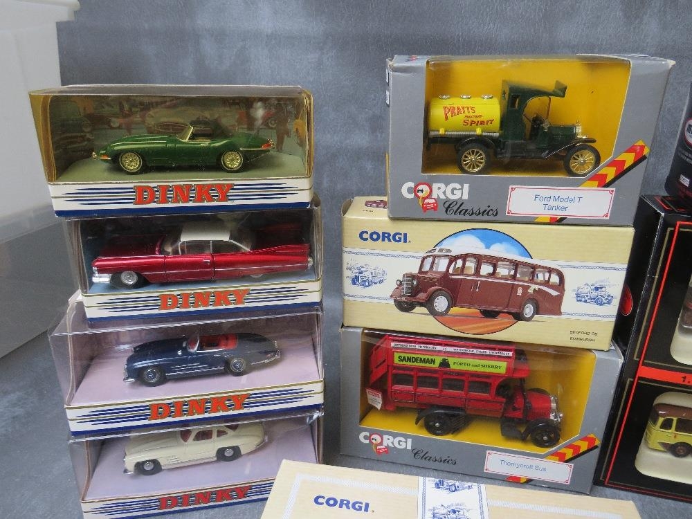 MIXED BOX OF DIE CAST VEHICLES TO INCLUDE FOUR MATCHBOX DINKYS DY1, DY7, DY12 and DY33A, Corgi - Image 2 of 4